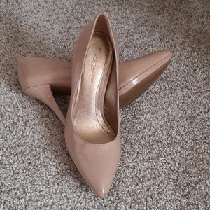 BCBG generation shoes